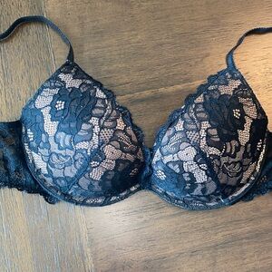 Victoria’s Secret Very Sexy Push-Up Bra!